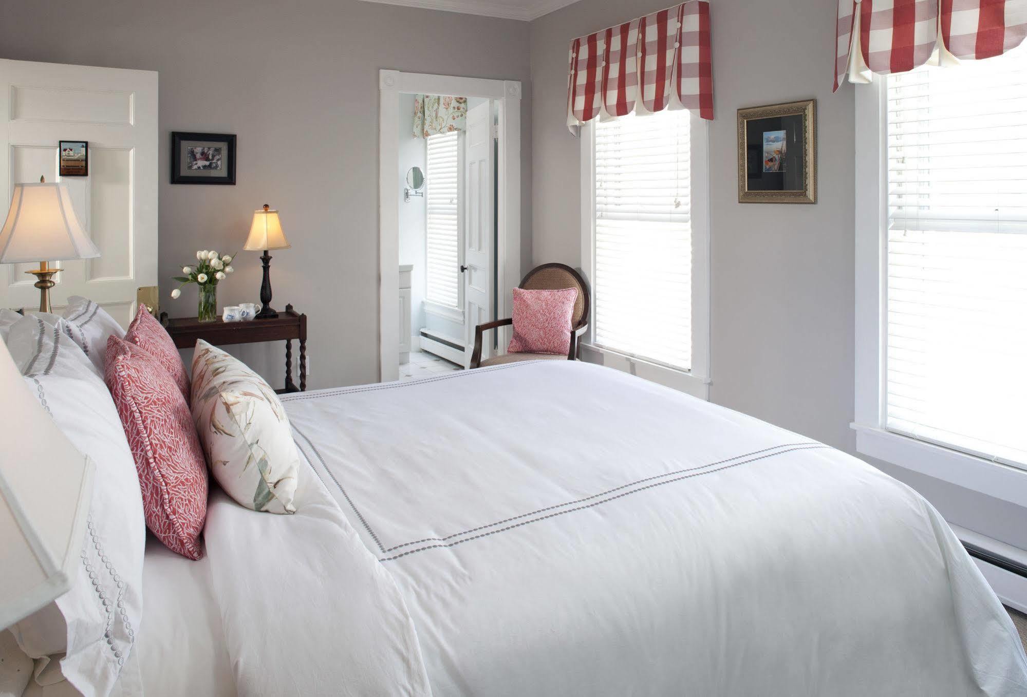 Brewster House Bed & Breakfast Freeport Exterior photo